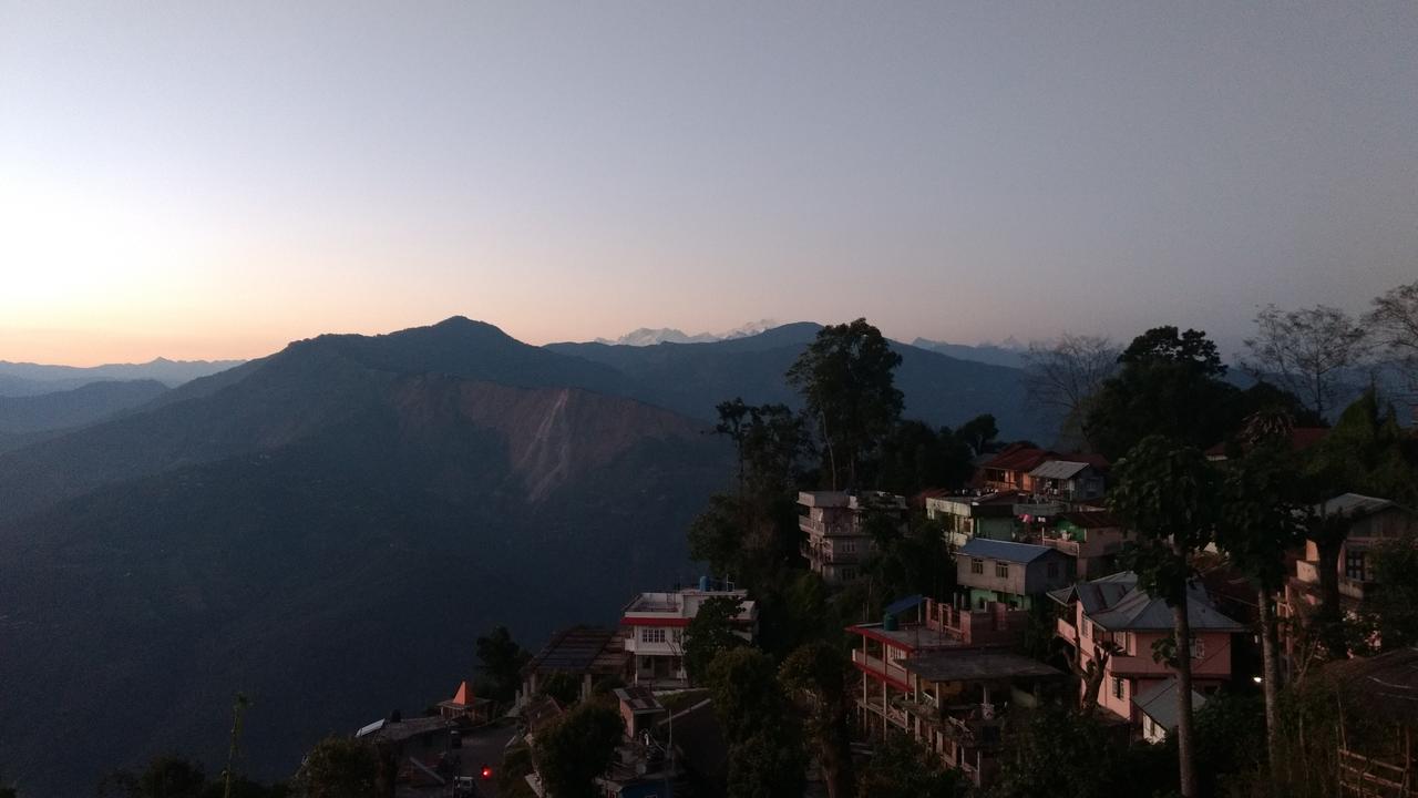 Aapas Residency Hotel Kalimpong Exterior foto